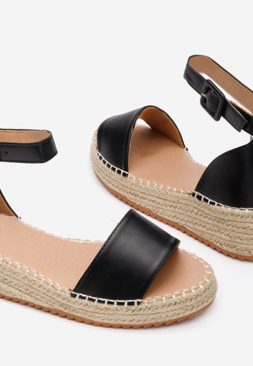 Czarne espadryle na koturnie Vicky