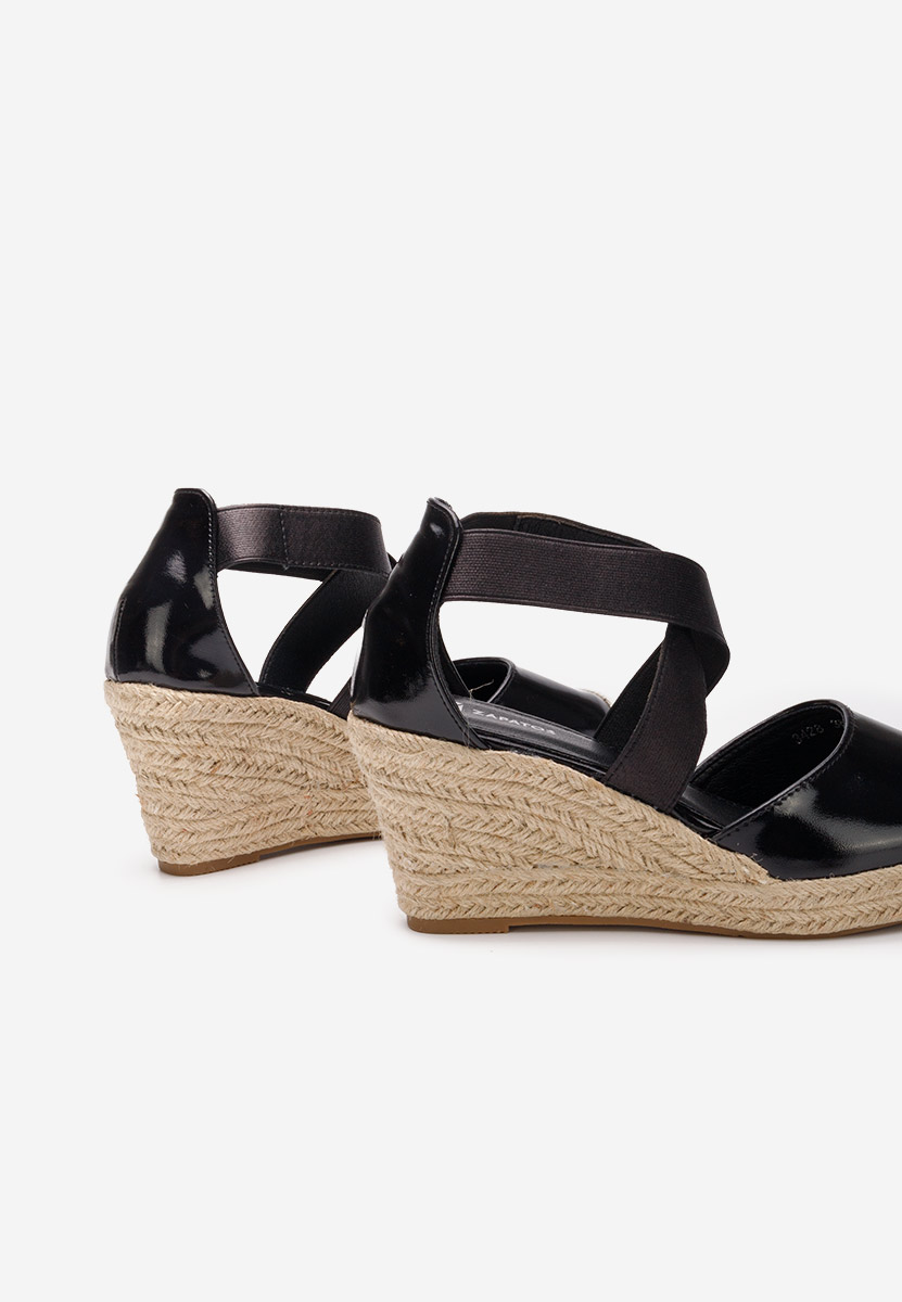 Czarne espadryle na koturnie Rosaria