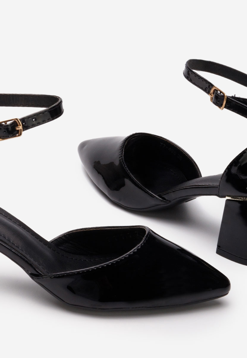 Czarne czółenka na słupku Charmella V3