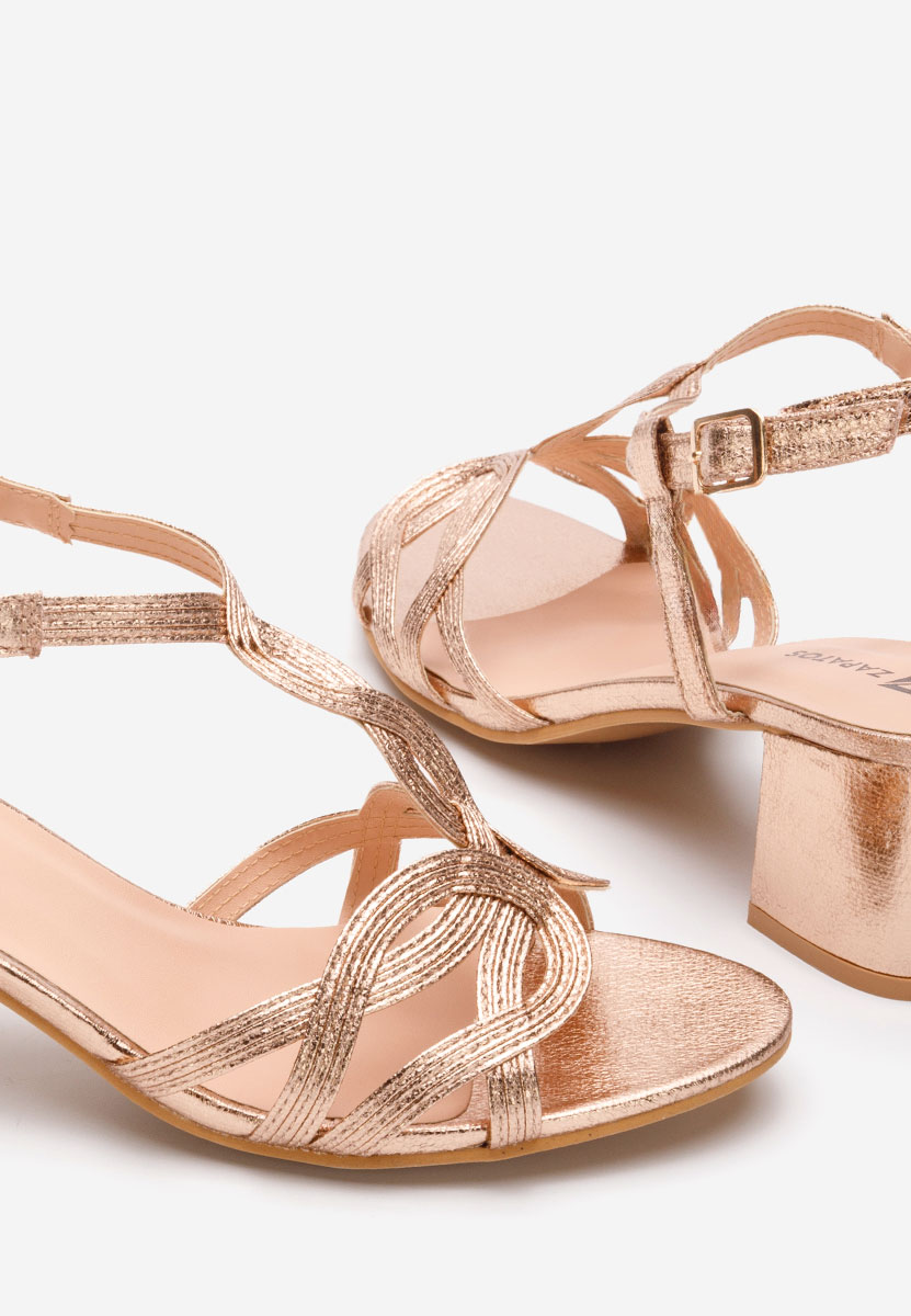 Szampańskie sandały na słupku Siltia