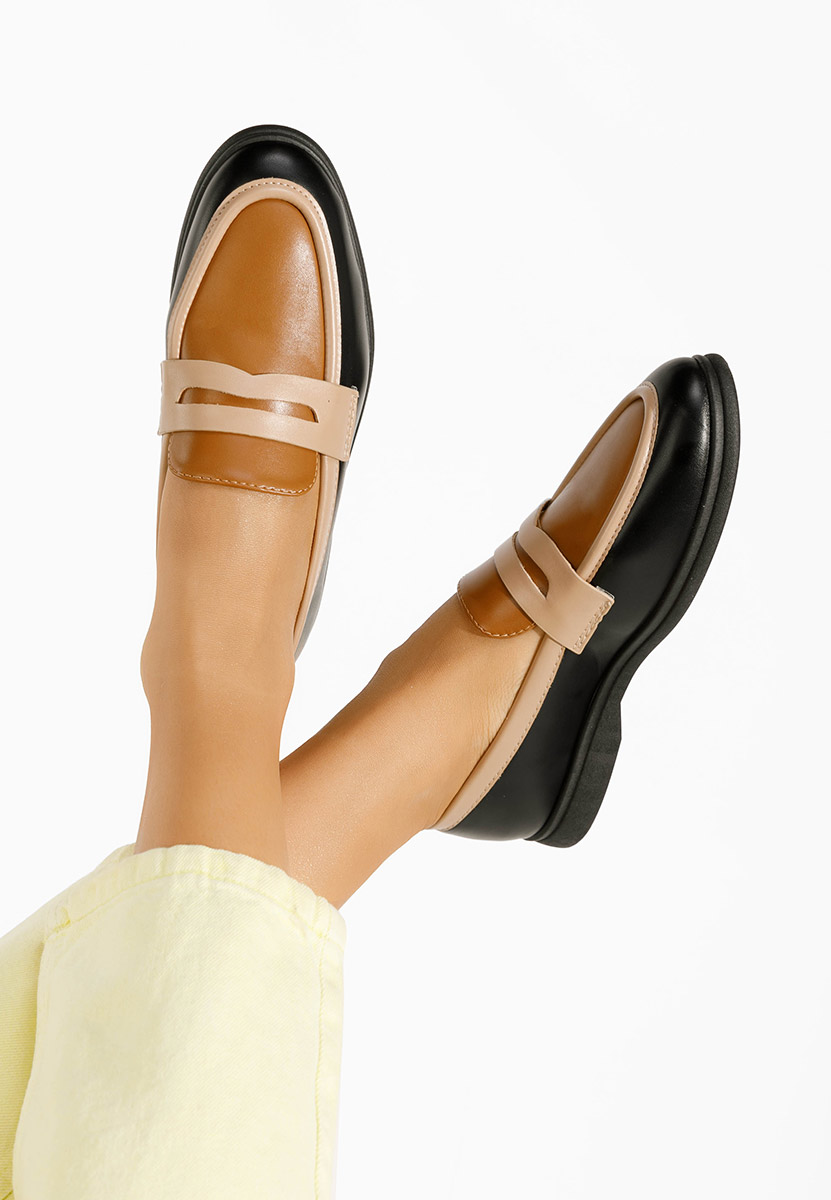 Czarne loafers damskie Sedona