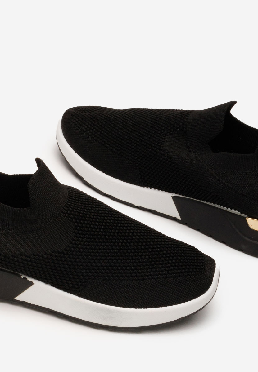 Czarne trampki Slip-on Aderine