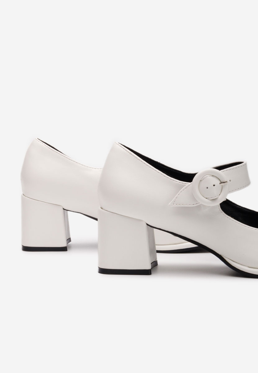 Białe czółenka na słupku Valerea