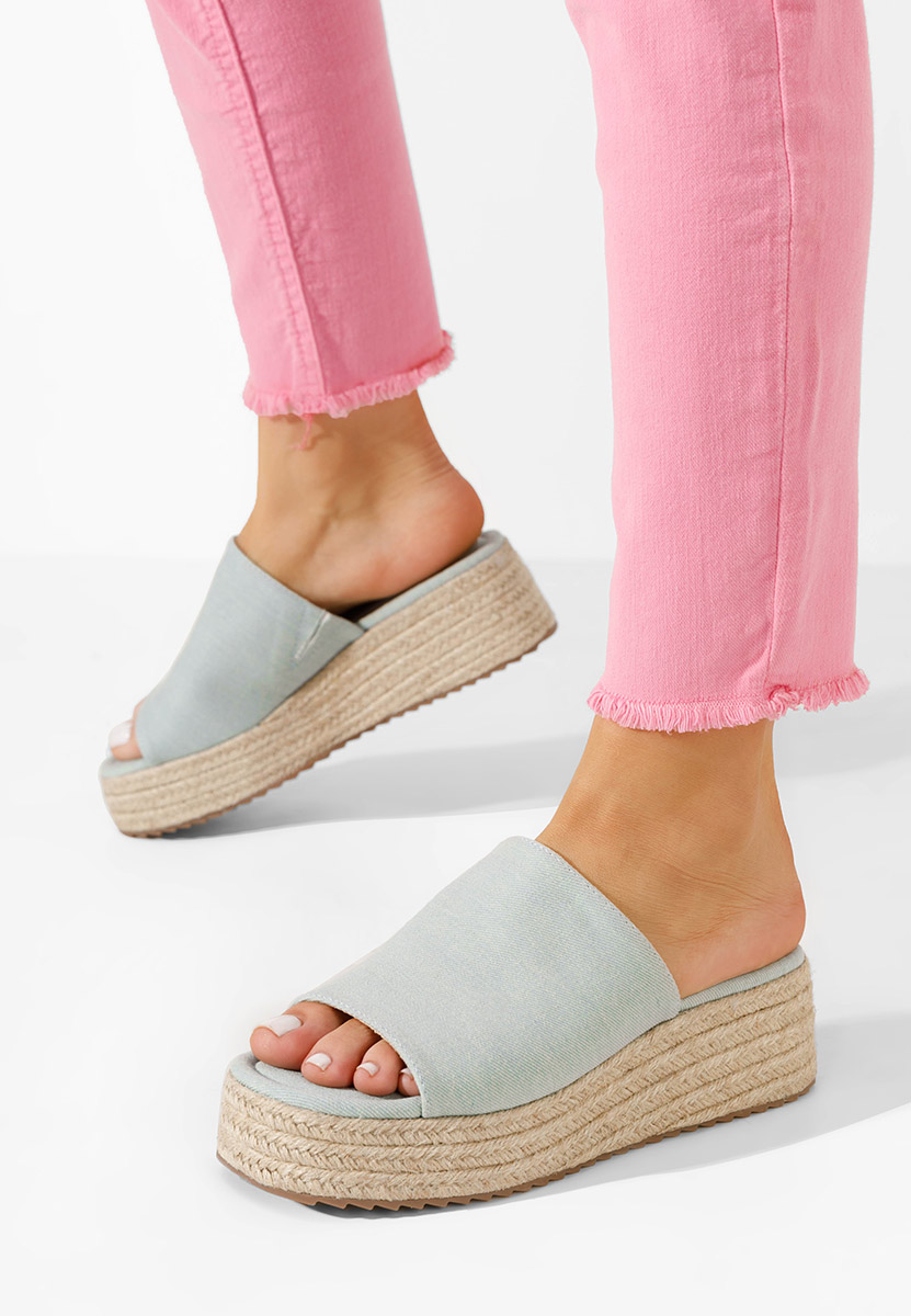 Niebieski klapki na platformie Sitema