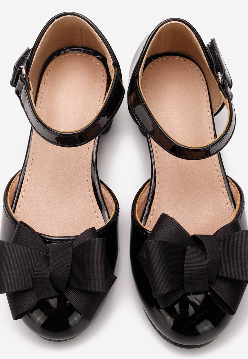 Czarne półbuty dziewczęce Roshana