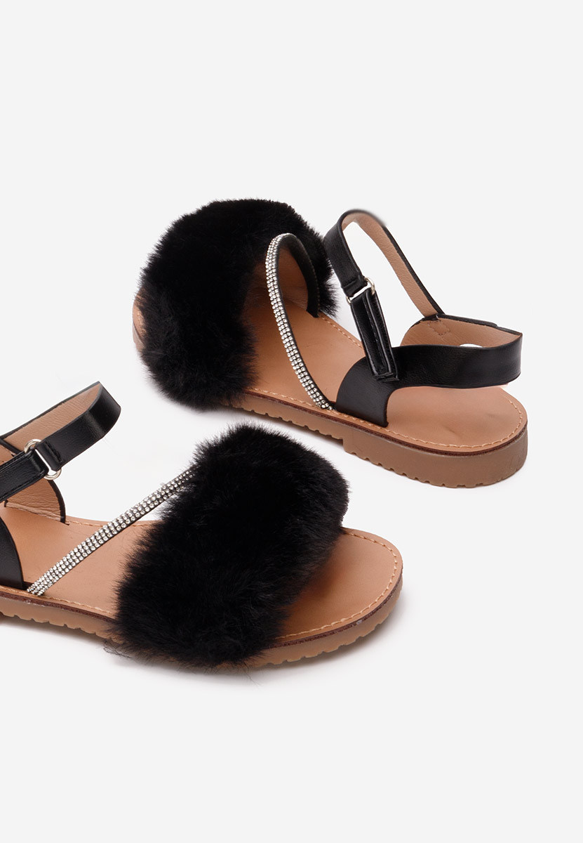 Czarne sandały dziewczęce Ezmeralda