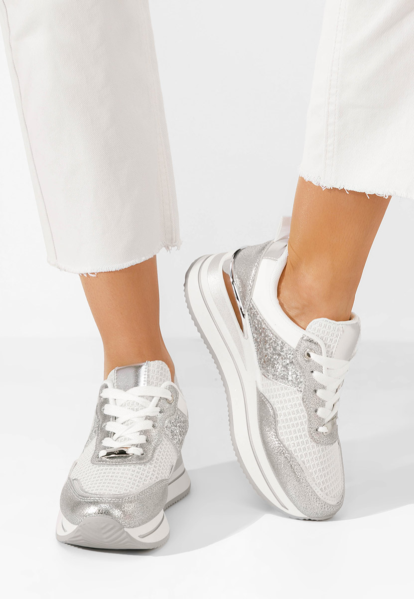 Srebrne sneakersy na platformie Hanifa