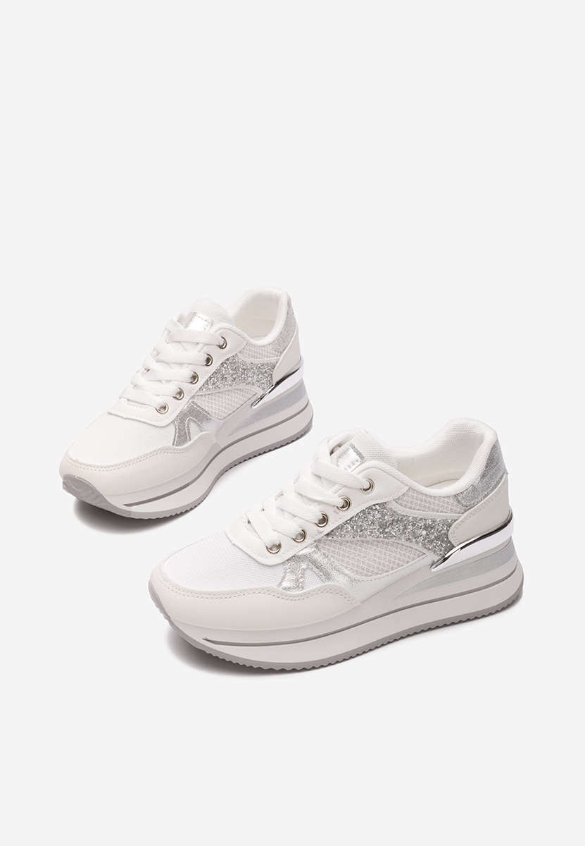 Białe sneakersy na platformie Camora