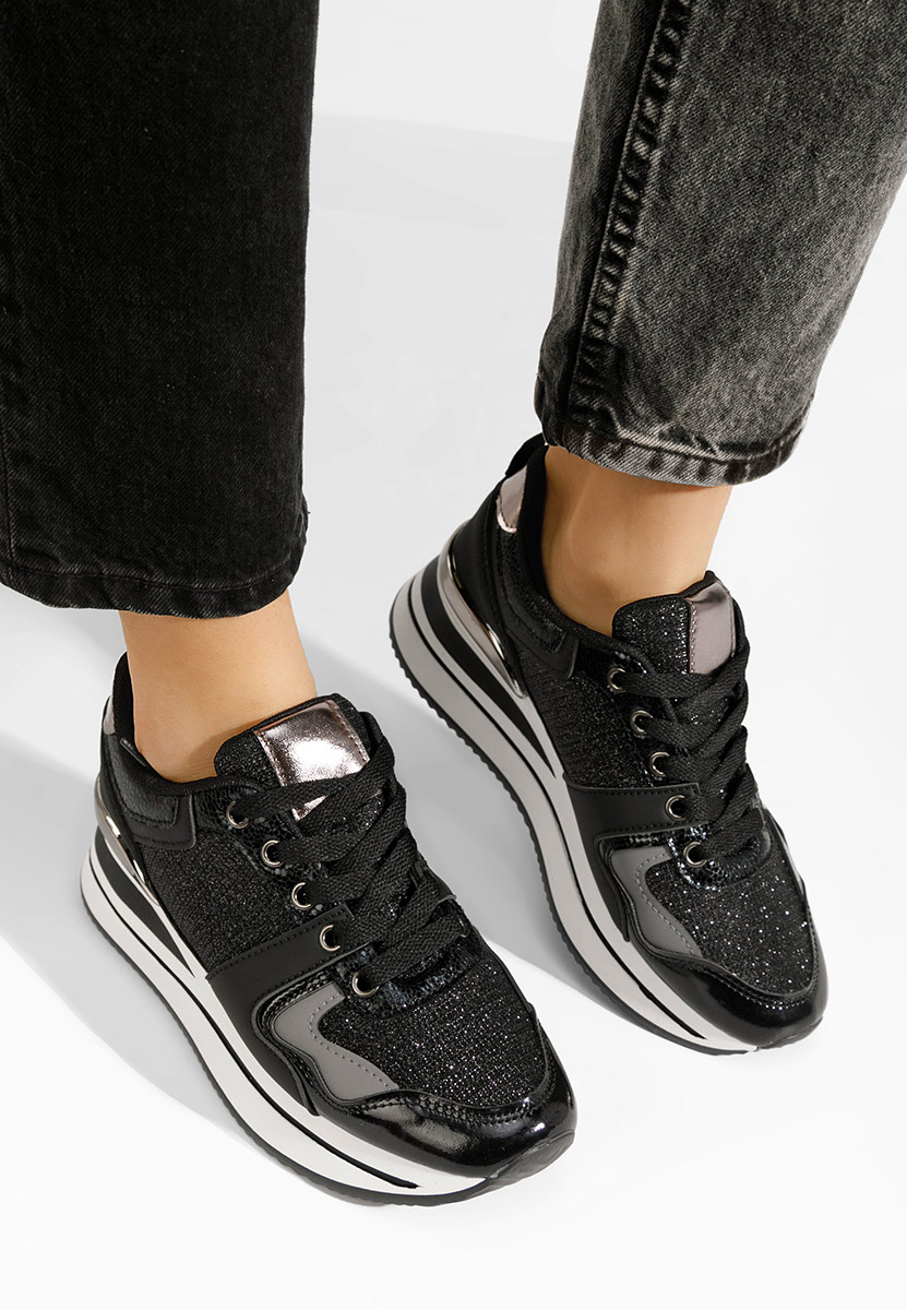 Czarne sneakersy na platformie Daisie