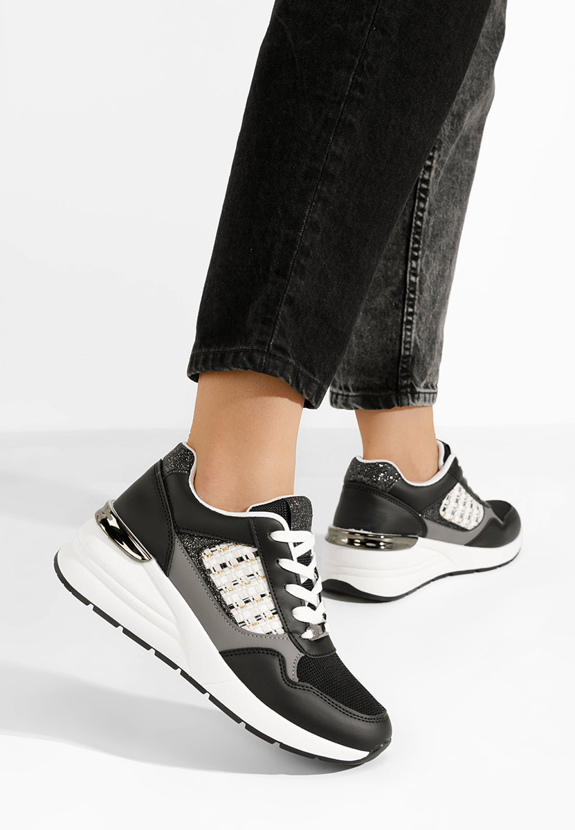 Czarne sneakersy na koturnie Brynda