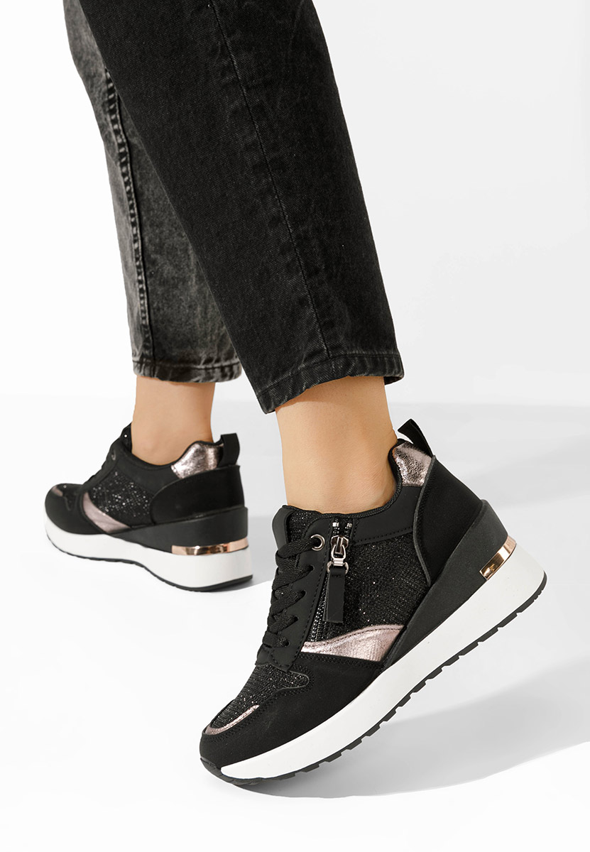 Czarne sneakersy na koturnie Zenna