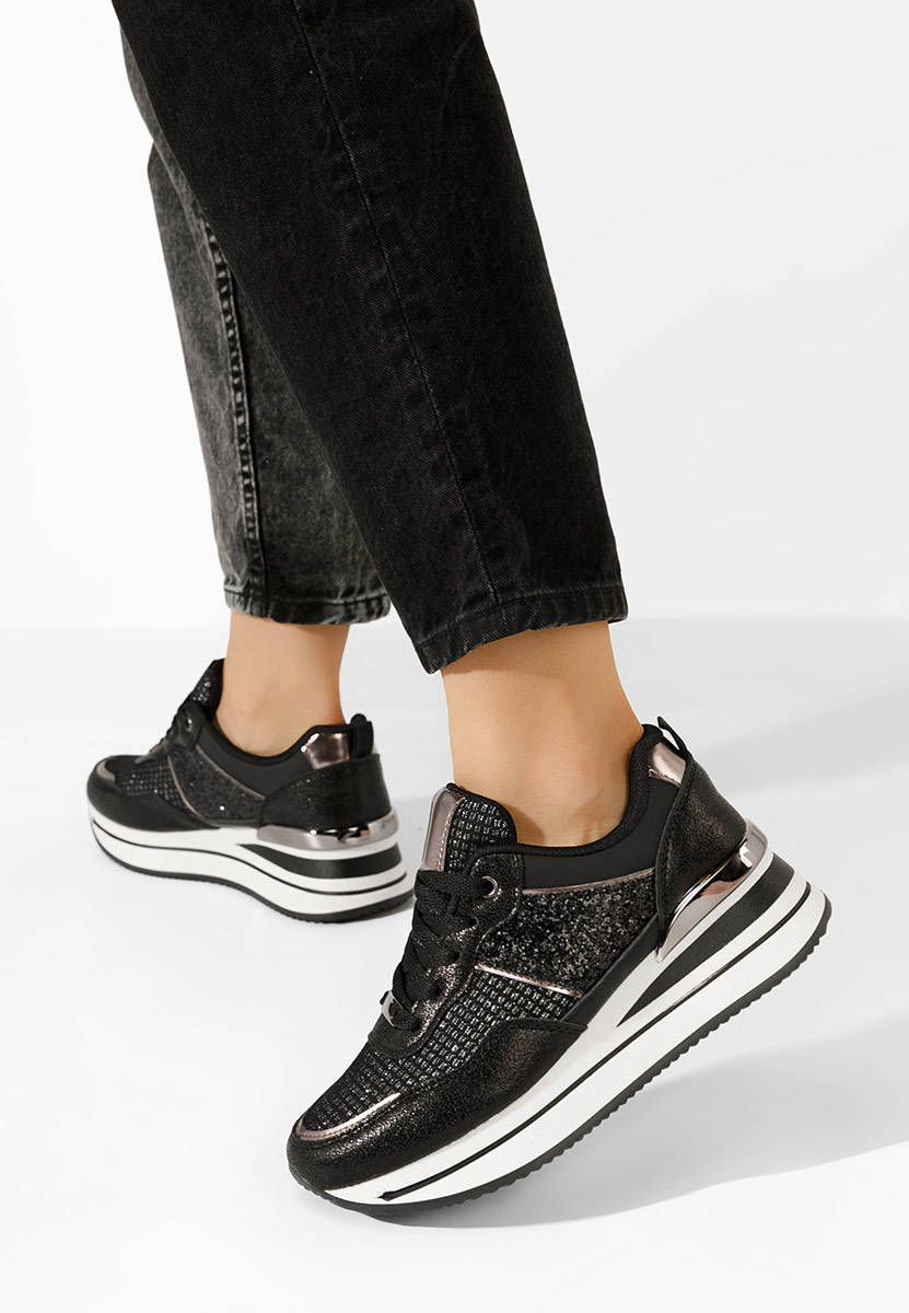 Czarne sneakersy na koturnie Hanifa