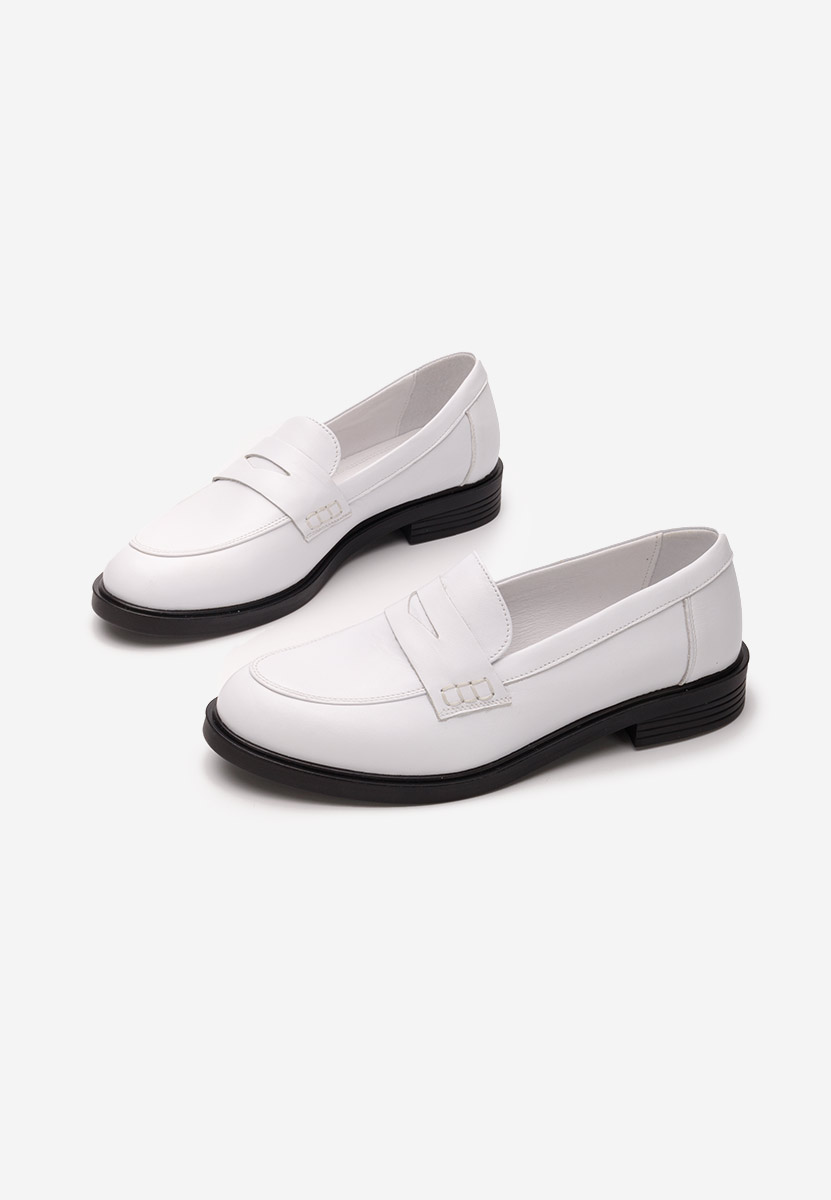 Białe loafers damskie Zalaya