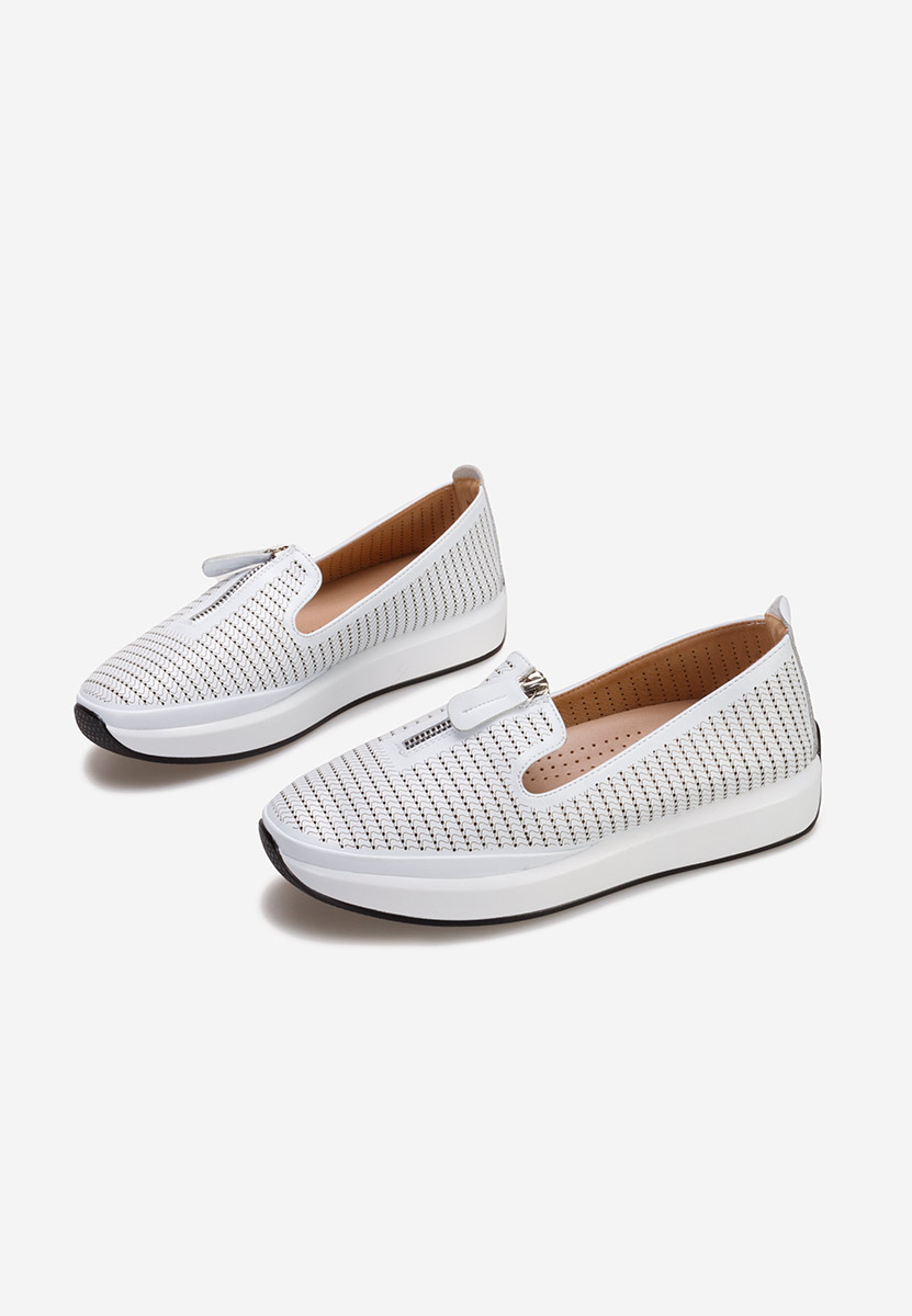 Białe półbuty damskie Finnia