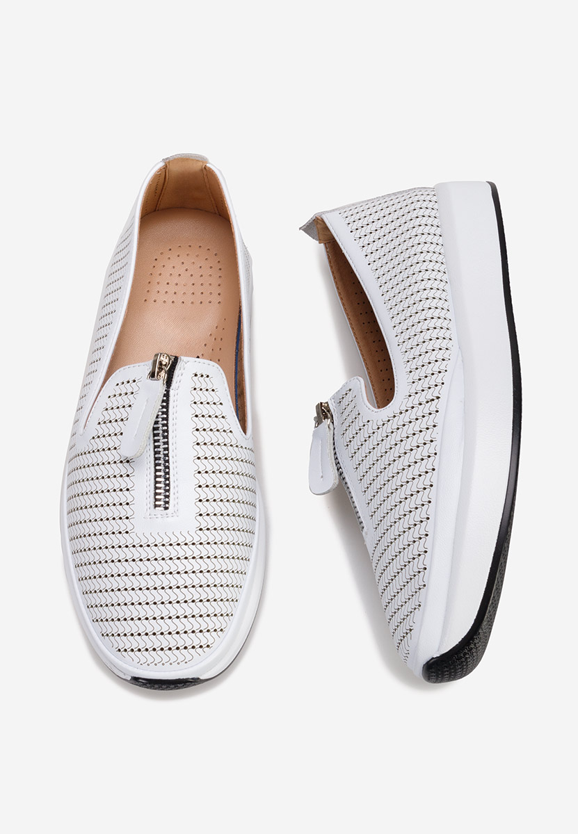 Białe półbuty damskie Finnia