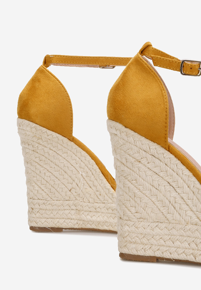 Żółte espadryle na koturnie Dajana