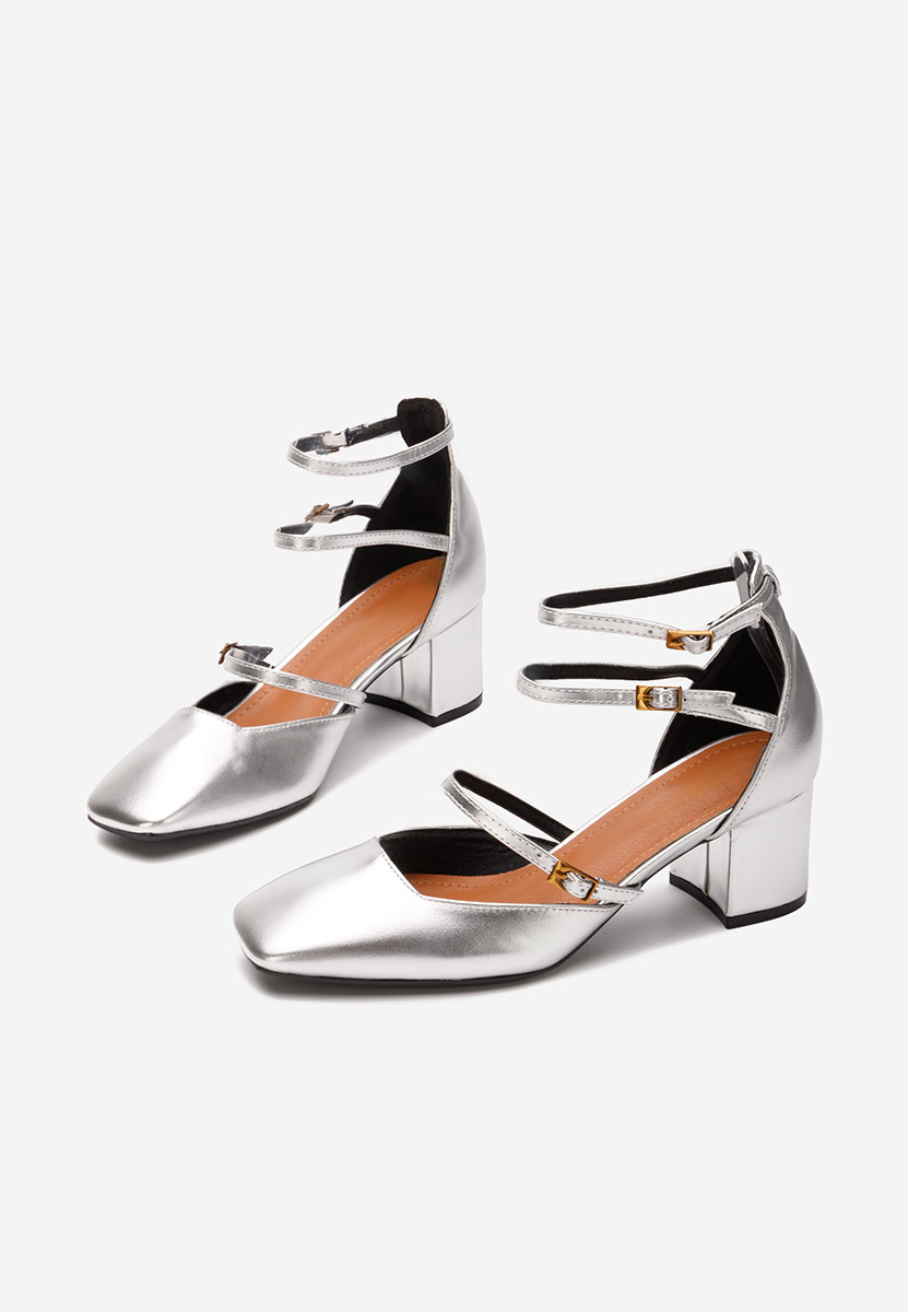  czółenka na słupku Demara V2