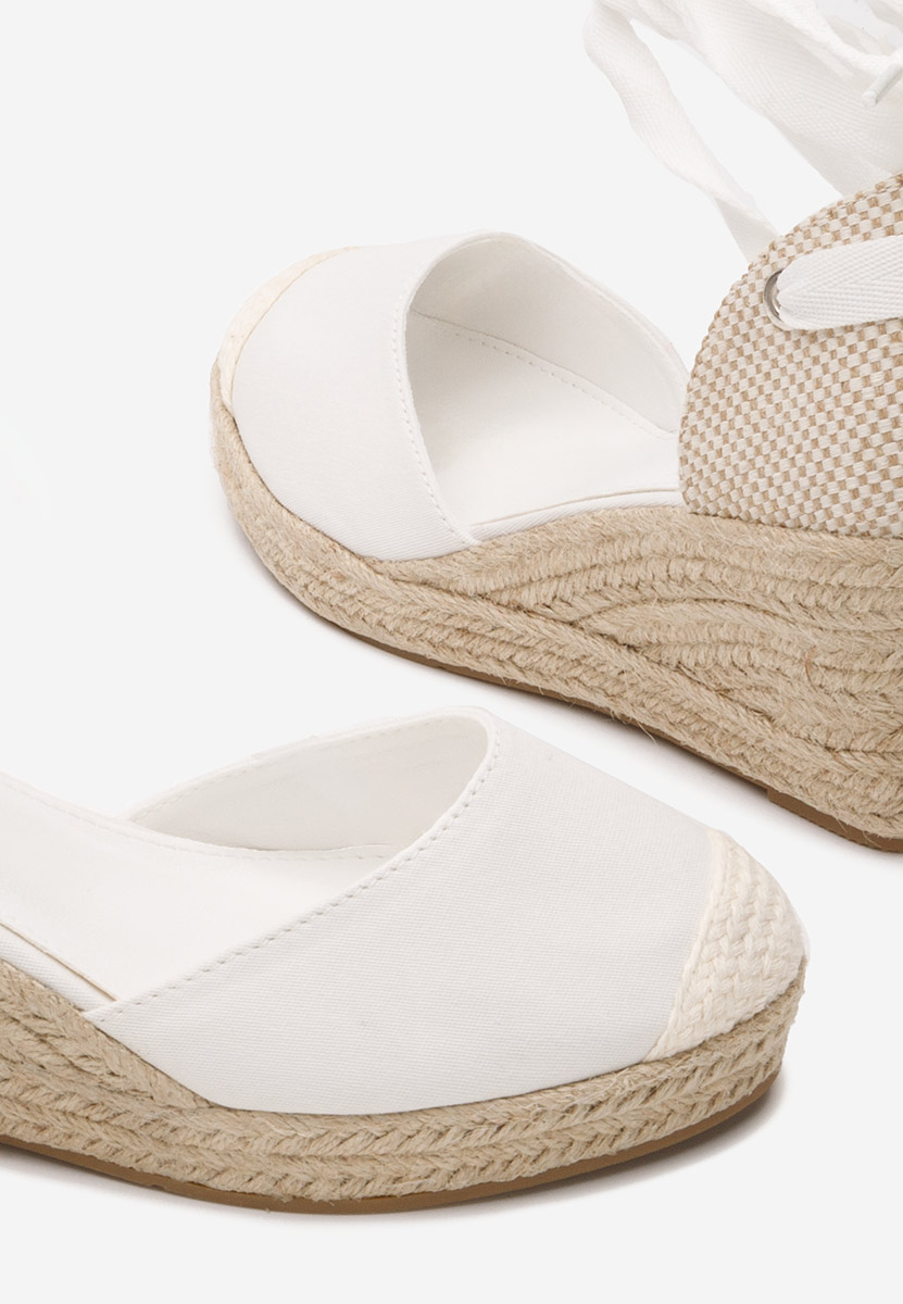 Białe espadryle na koturnie Vilena V2