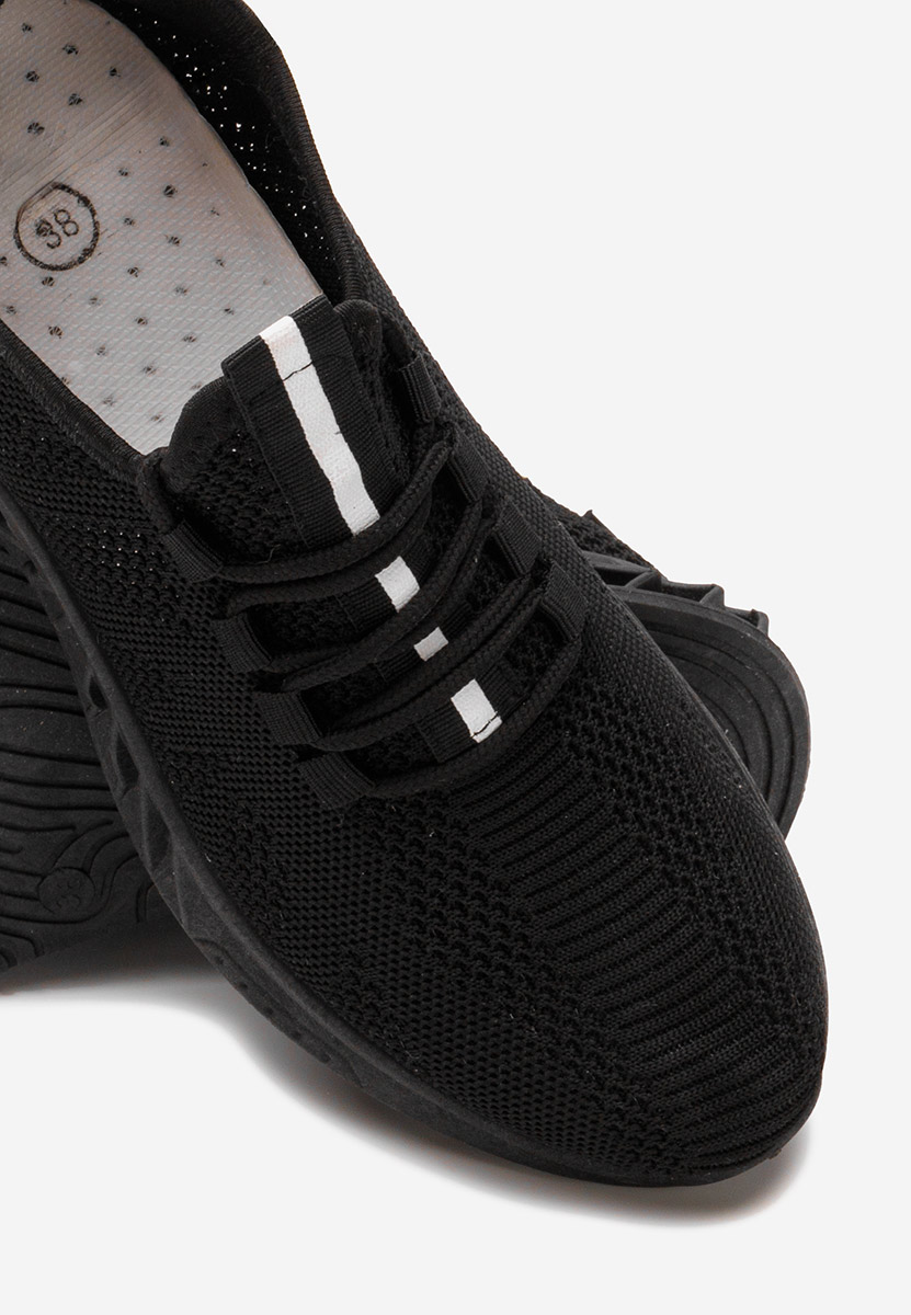 Czarne buty sportowe Akeela