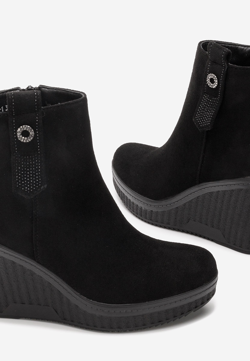 Czarne botki na platformie Charlet