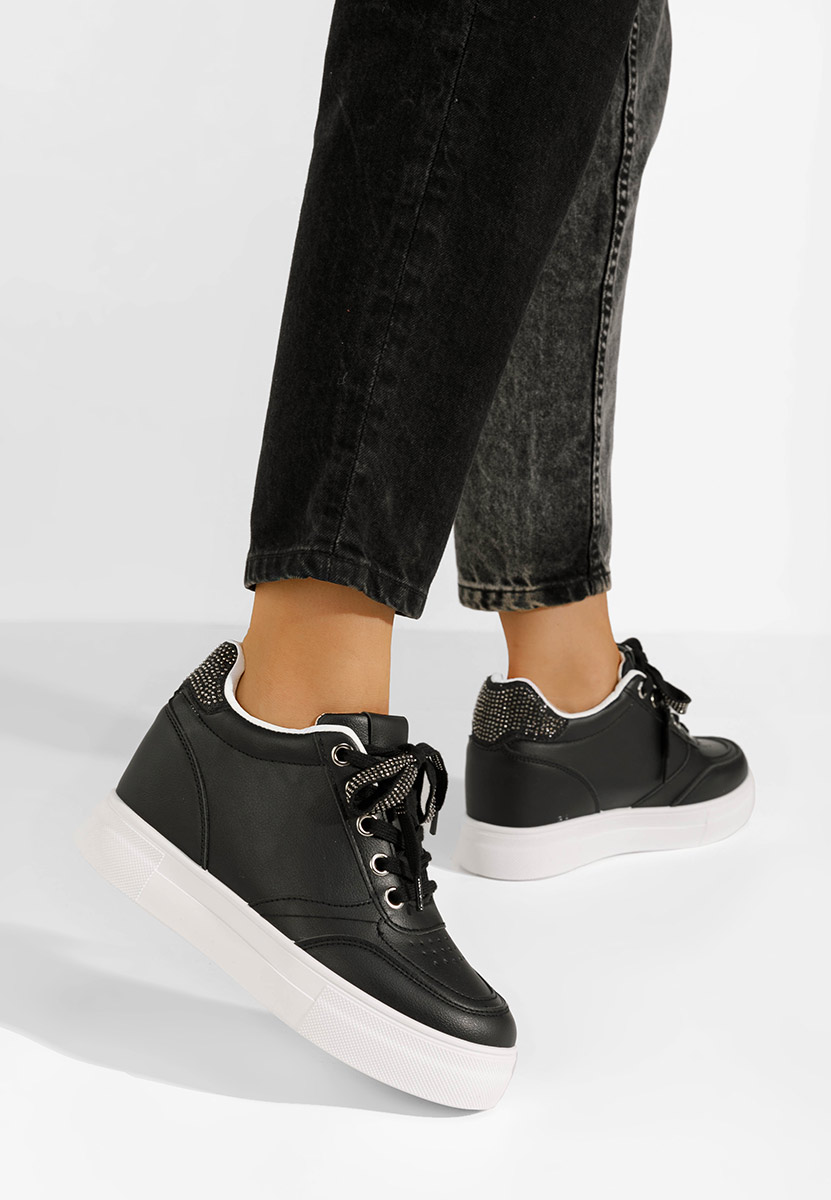 Czarne sneakersy na koturnie Grivina