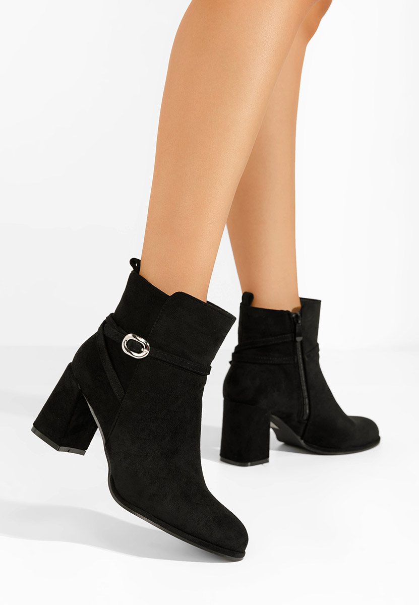 Czarne botki na słupku Cherri Czarne botki na słupku Cherri