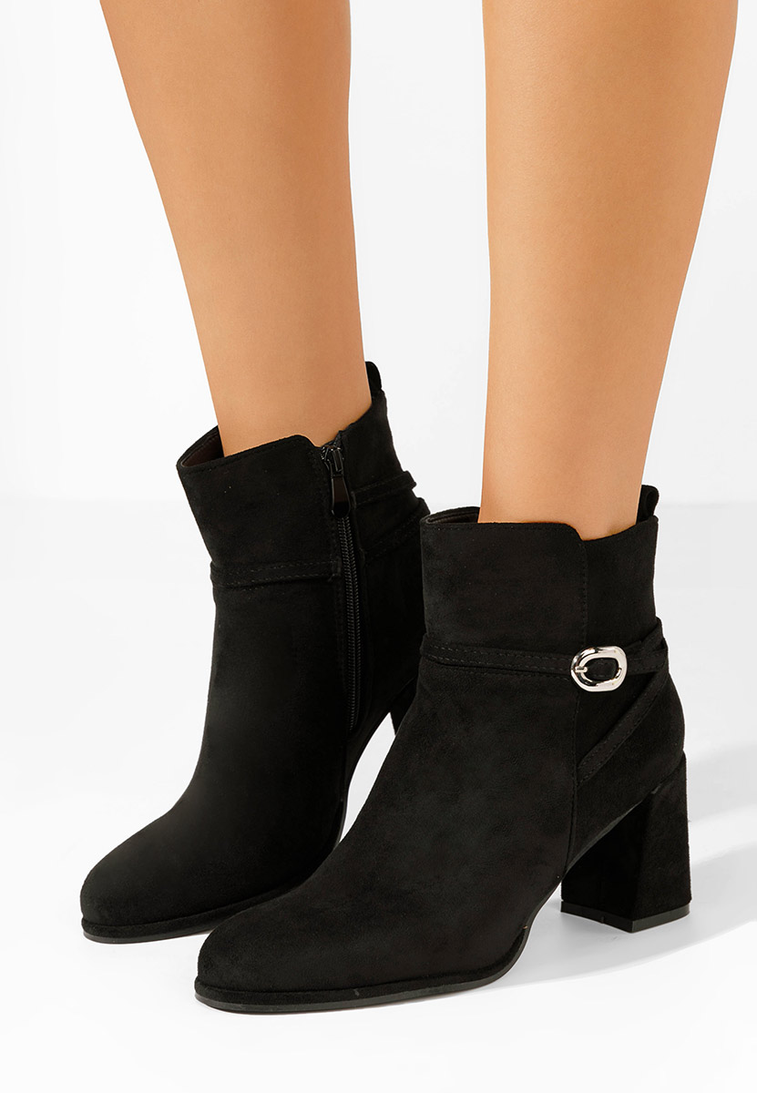 Czarne botki na słupku Cherri Czarne botki na słupku Cherri