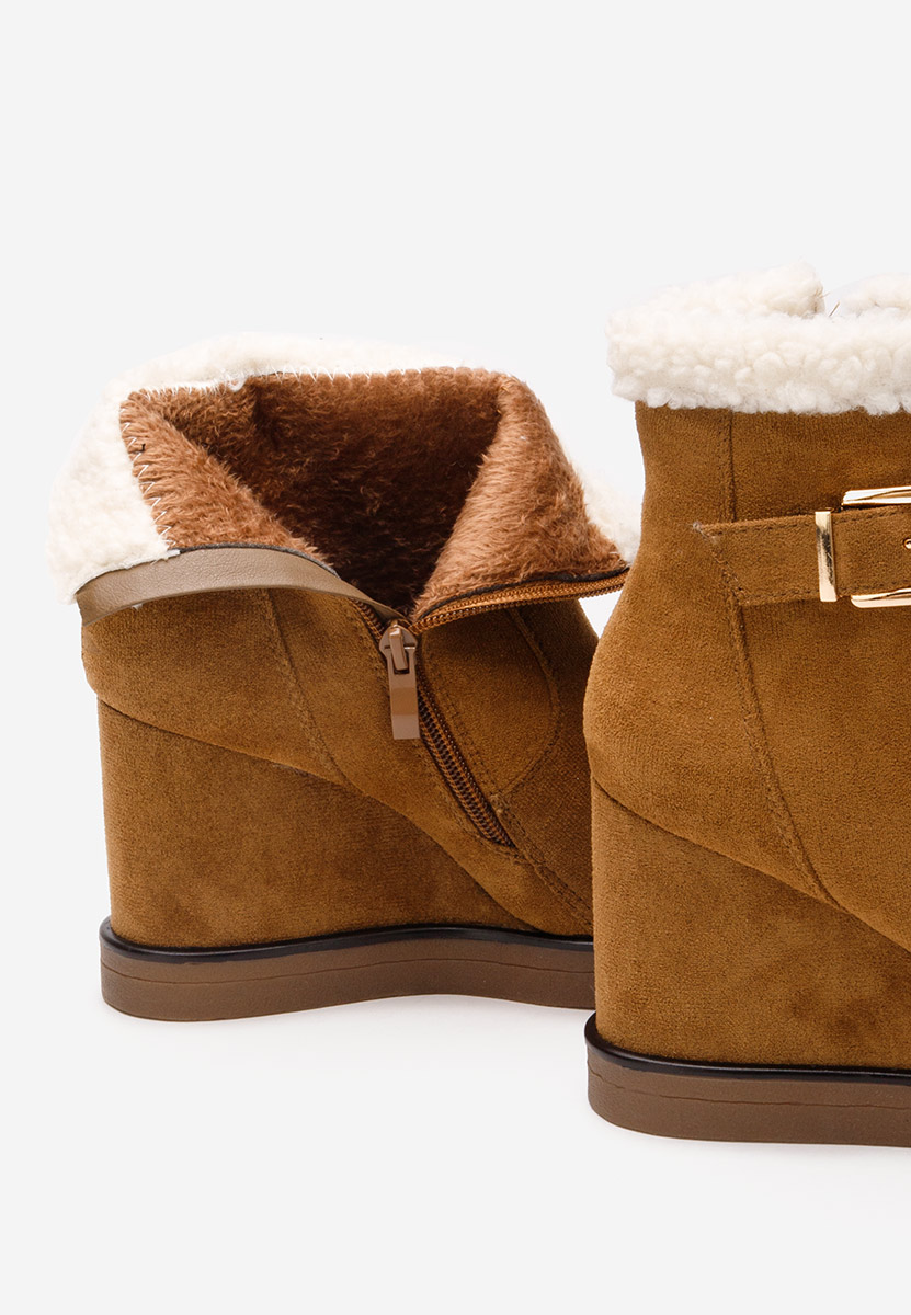 Camelowe botki na koturnie Biannca V2