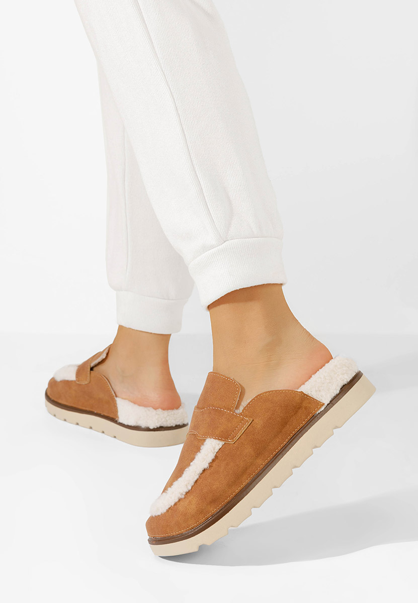 Camelowe klapki damskie Naida