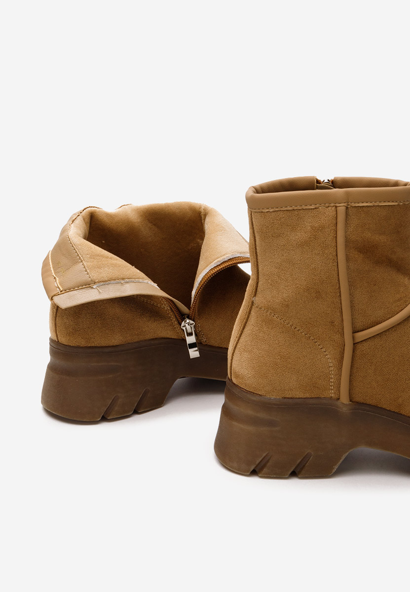 Brązowe botki płaskie Garonna