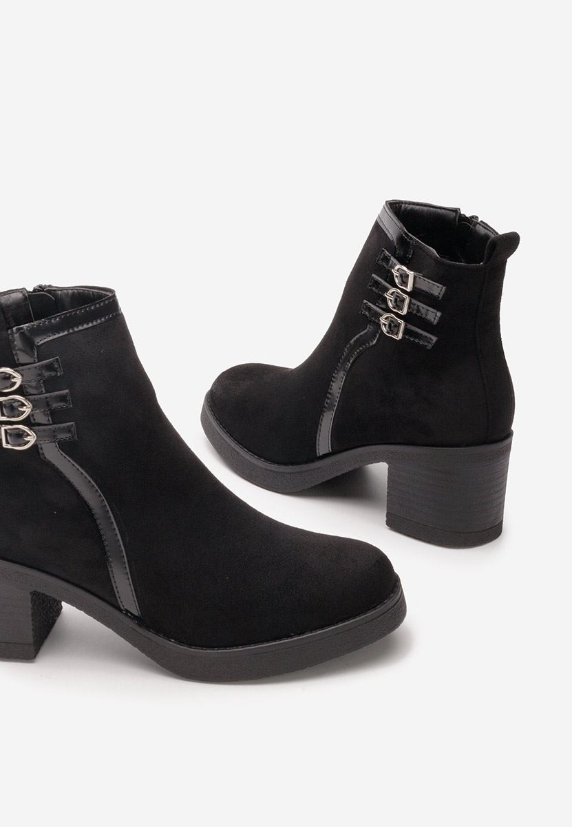 Czarne botki na słupku Arnetta