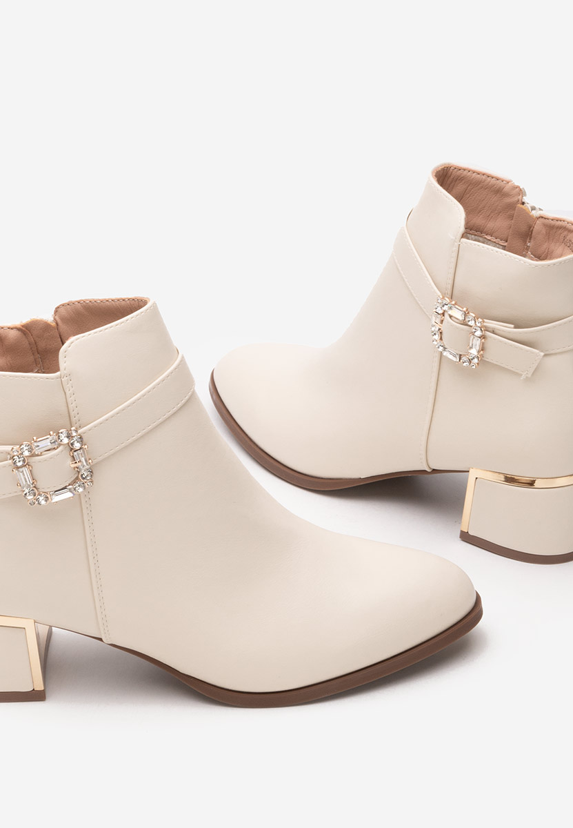 Beżowe botki na słupku Freina V2