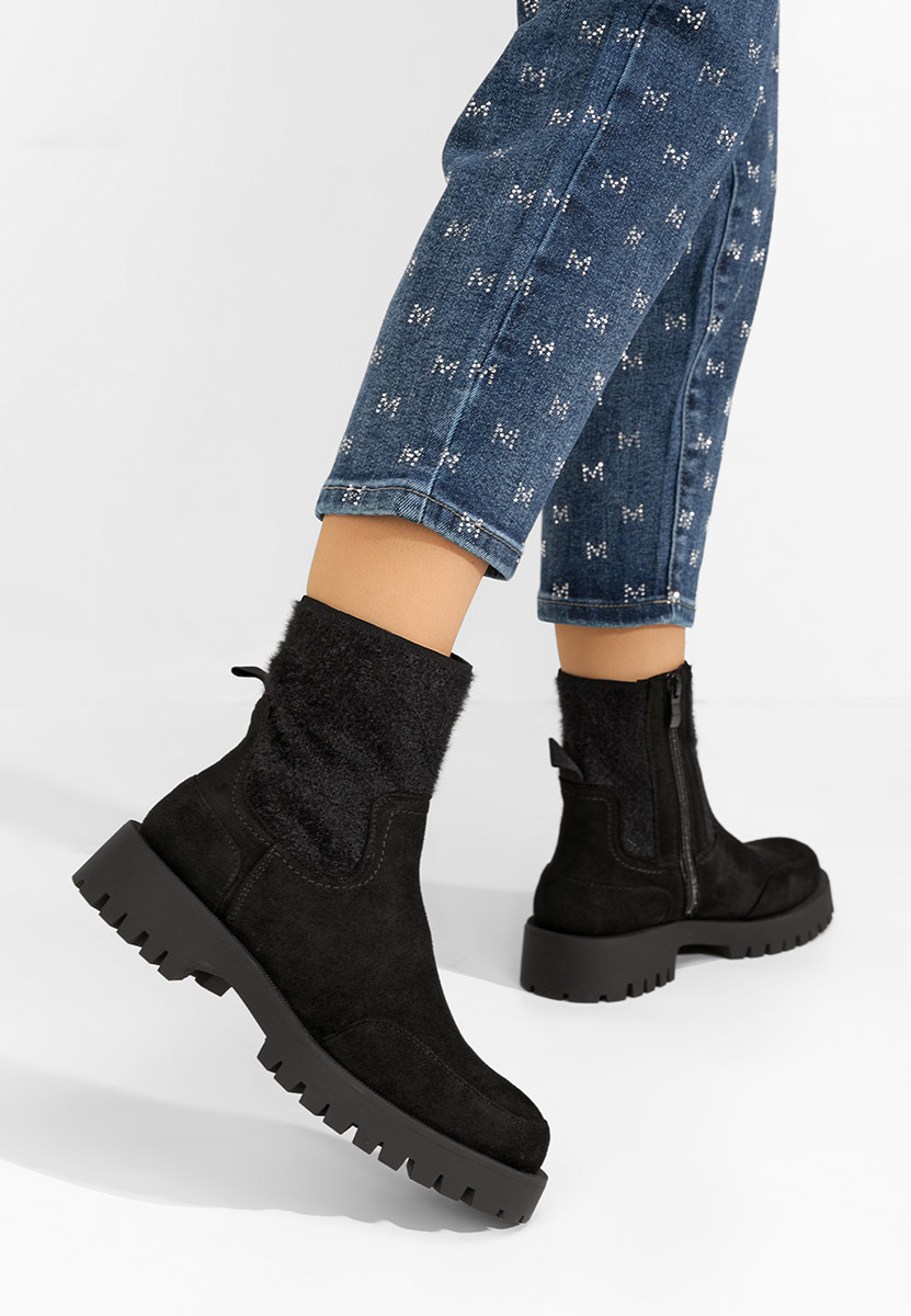 Czarne botki płaskie Lamya