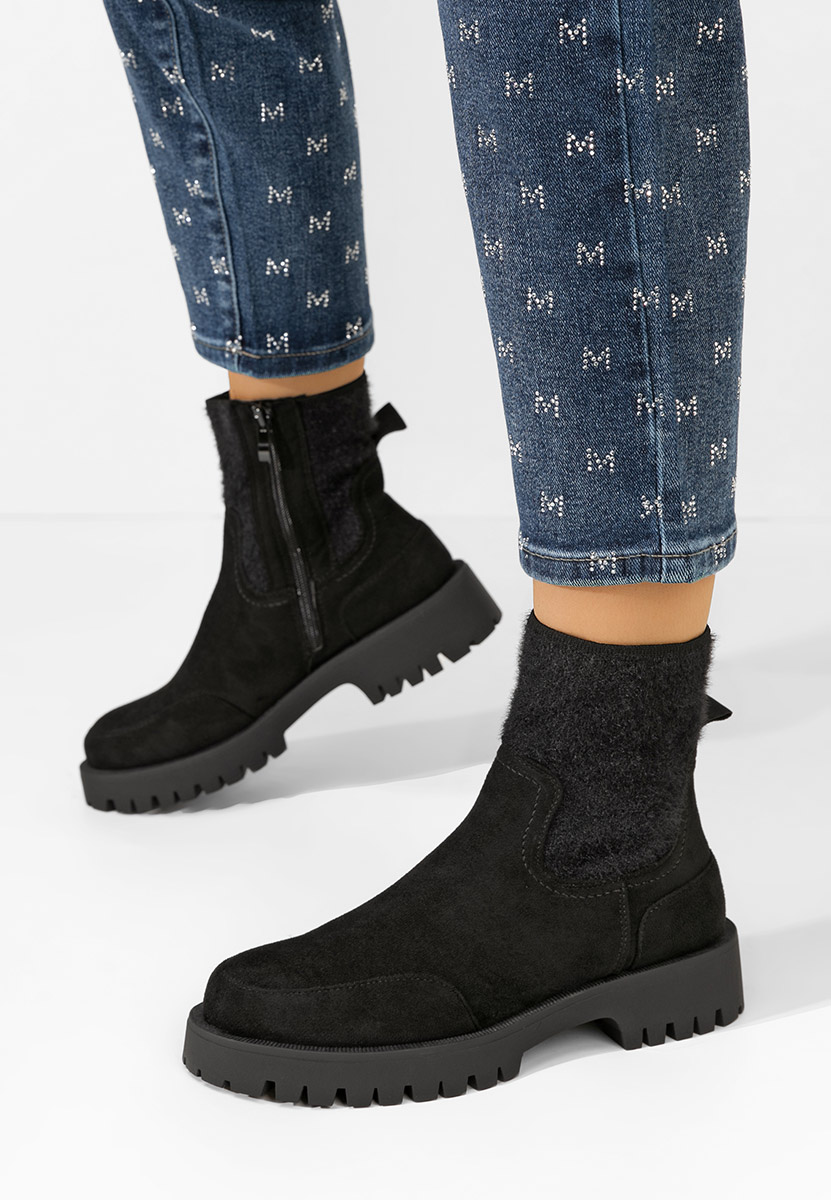 Czarne botki płaskie Lamya