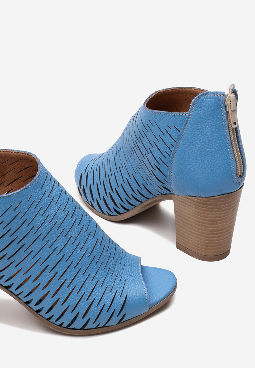 Niebieskie sandały na słupku Zarata