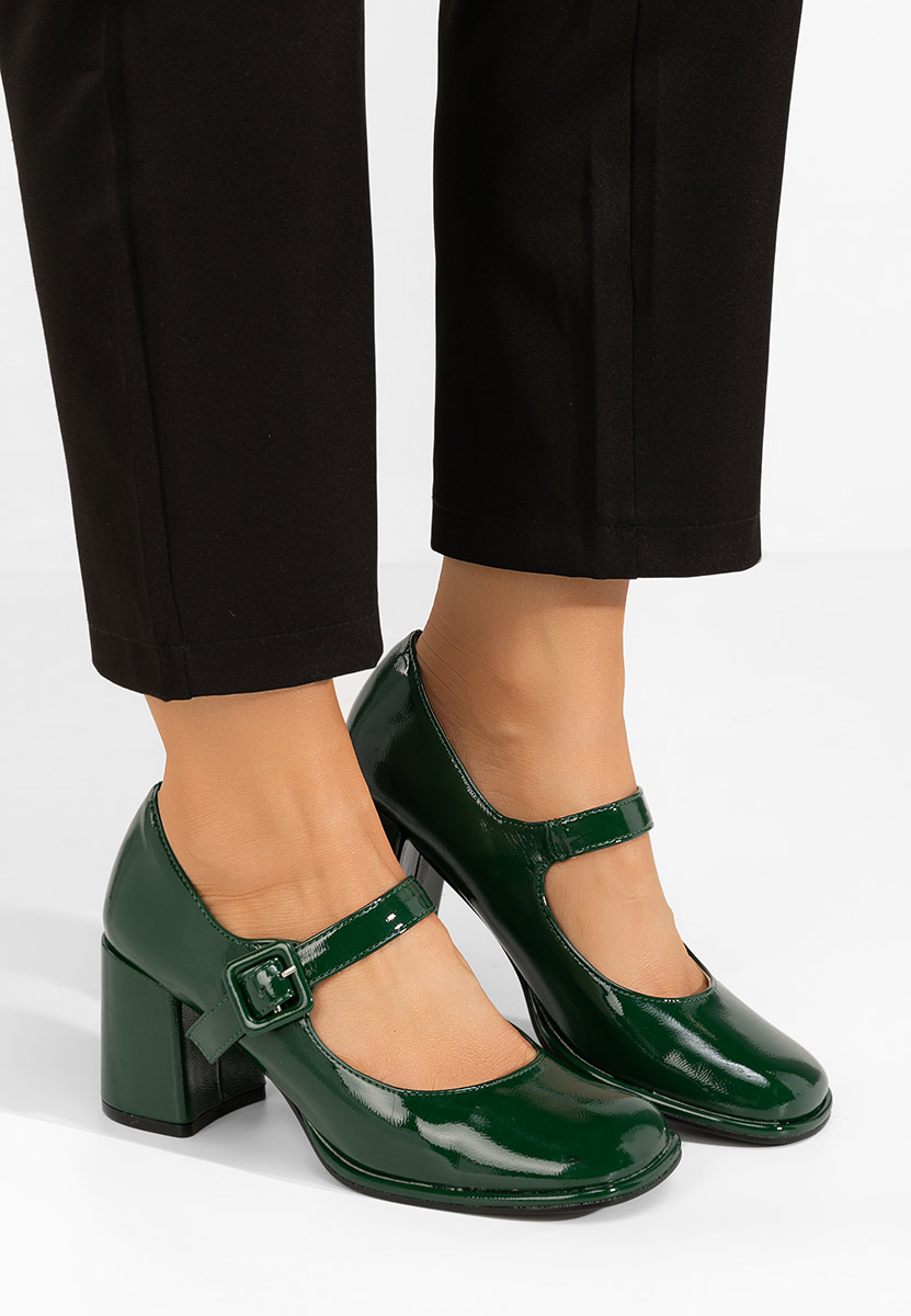 Zielone czółenka na słupku Terresa