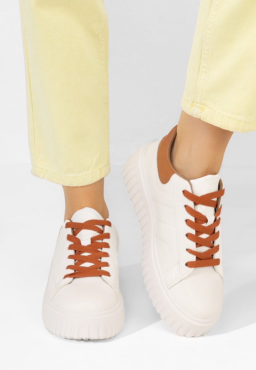 Białe sneakersy na platformie Raula