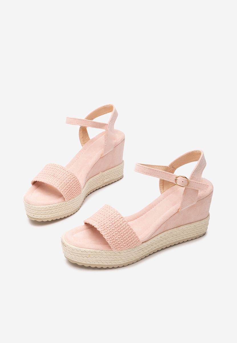 Różowe sandały na koturnie Debbi