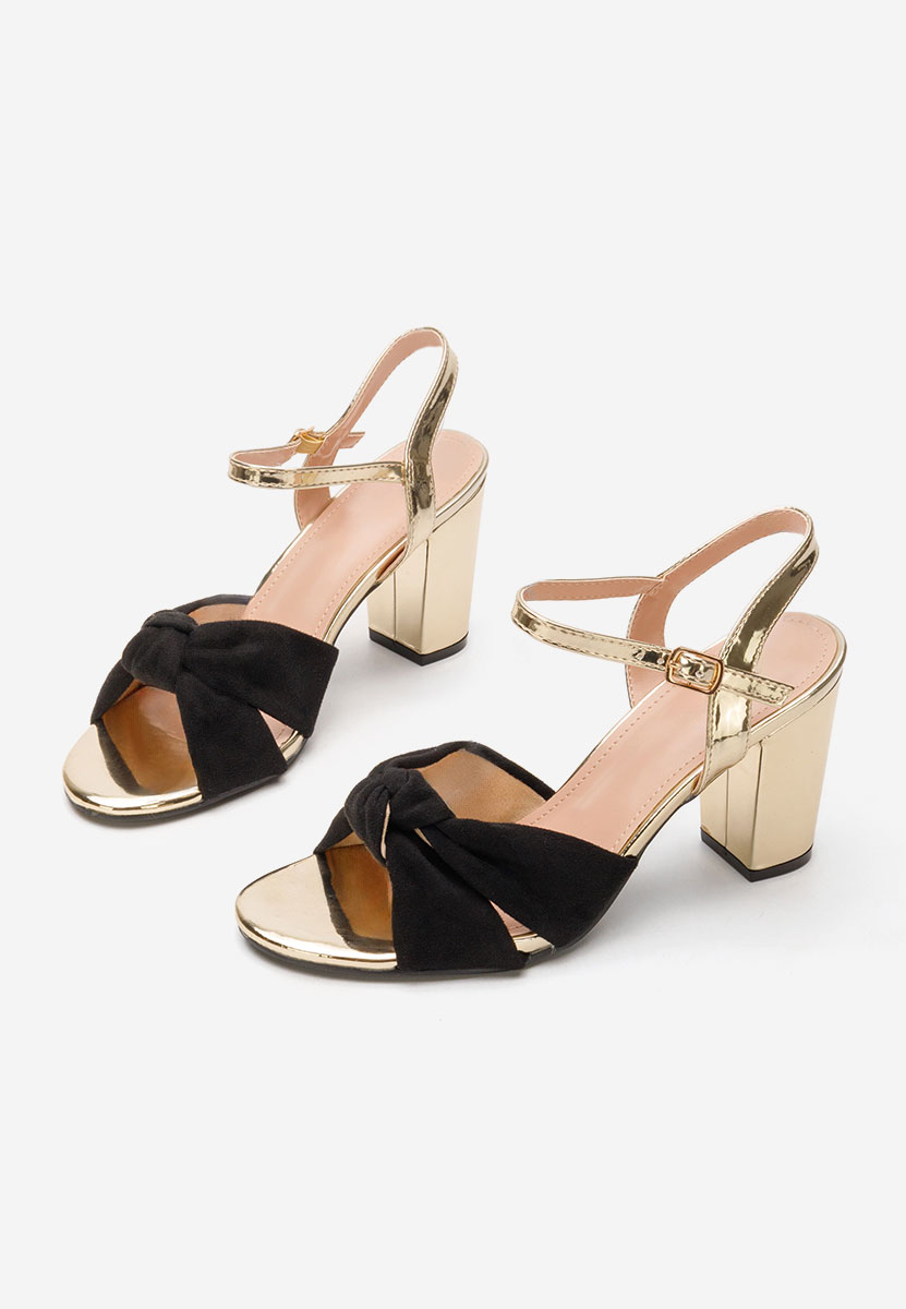 Czarne sandały na słupku Cesima