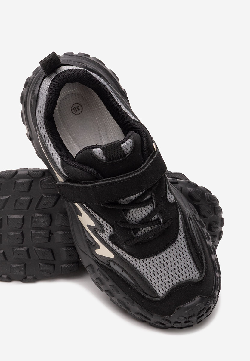 Czarne sneakersy chłopięce Snooksy