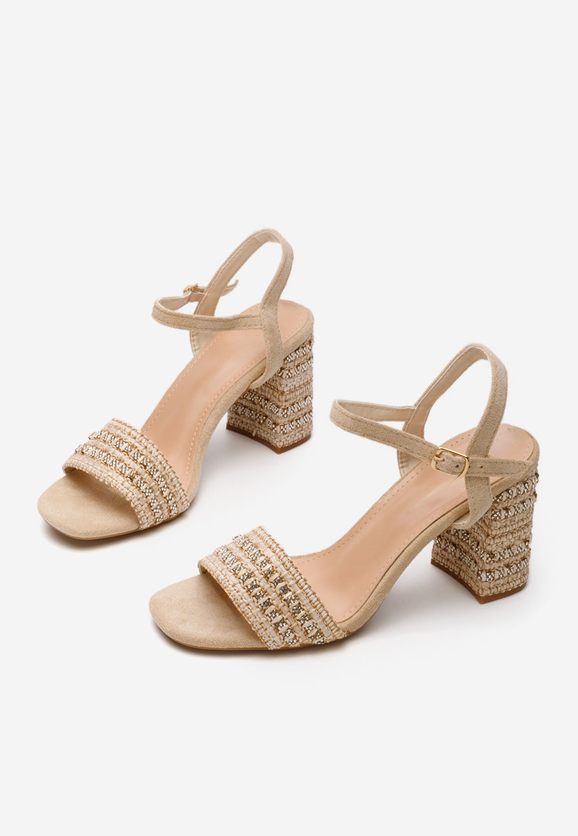 Beżowe sandały na słupku Marsela