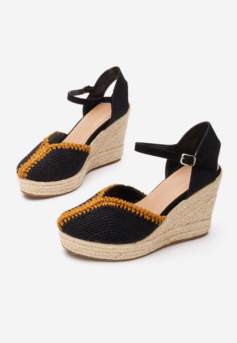 Czarne espadryle na platformie Marrilu