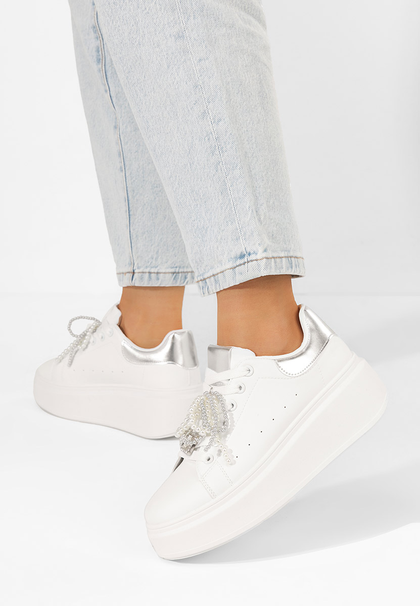 Białe sneakersy na platformie Florysa