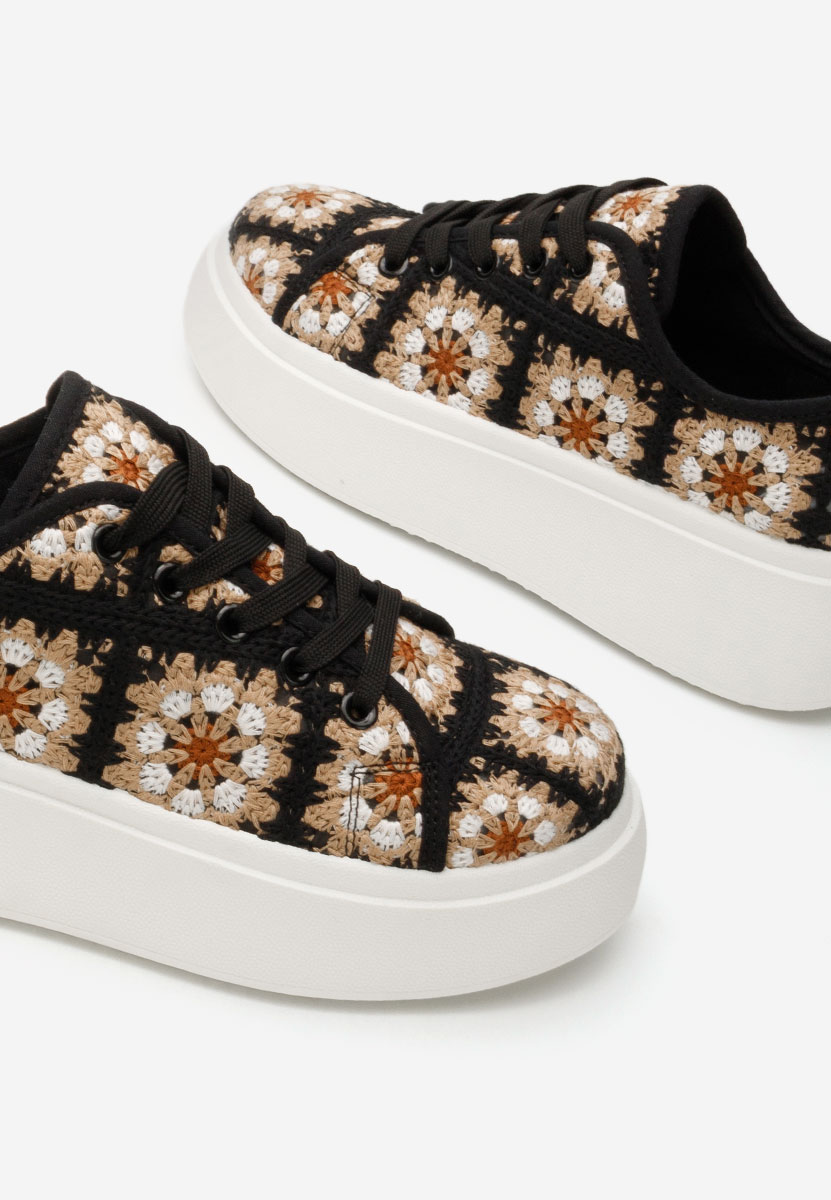 Czarne sneakersy na platformie Maricruz