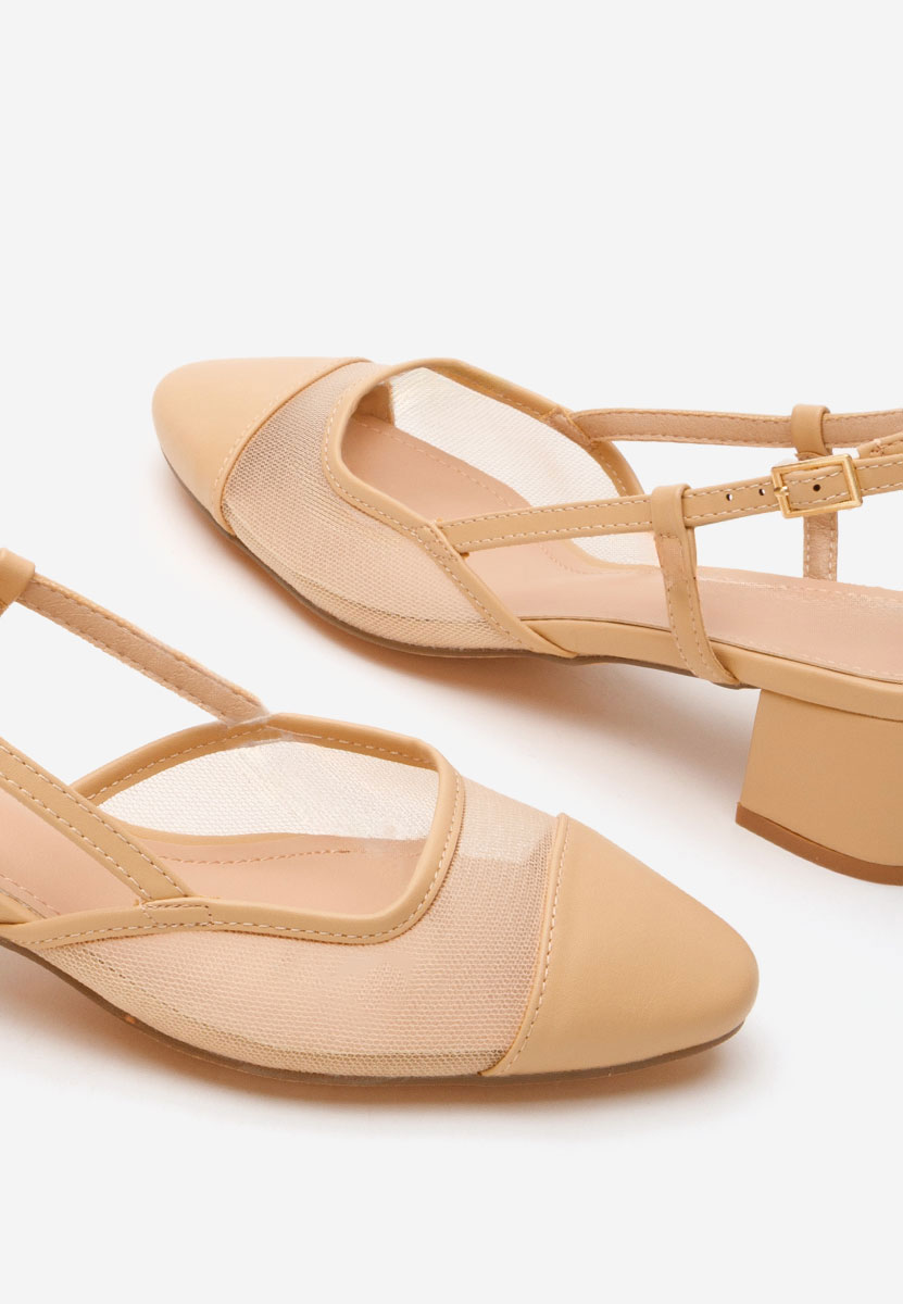 Beżowe czółenka na słupku Velva