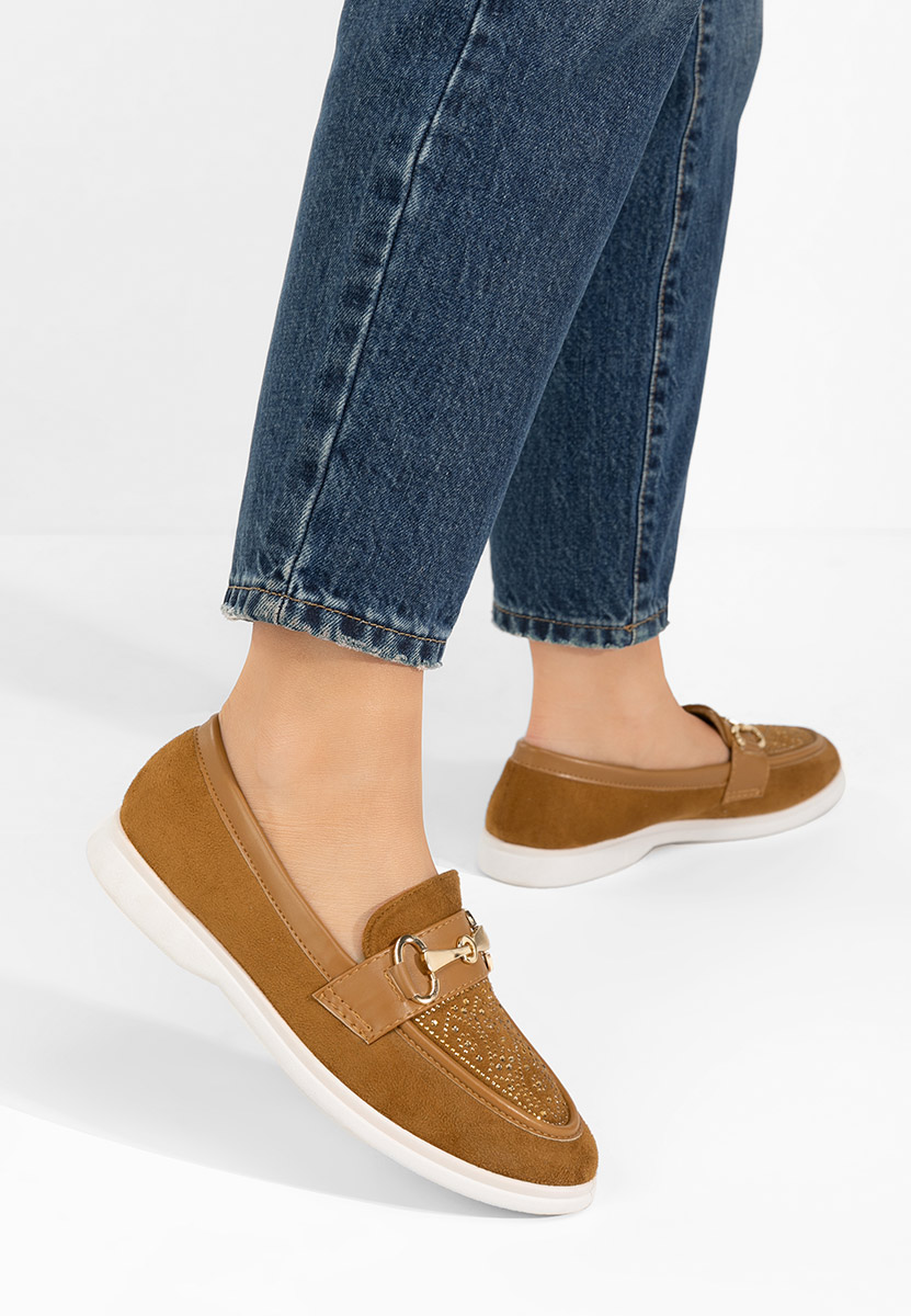 Camelowe loafers damskie Adesa