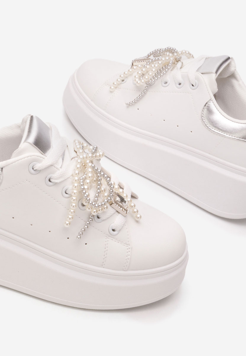 Białe sneakersy na platformie Florysa