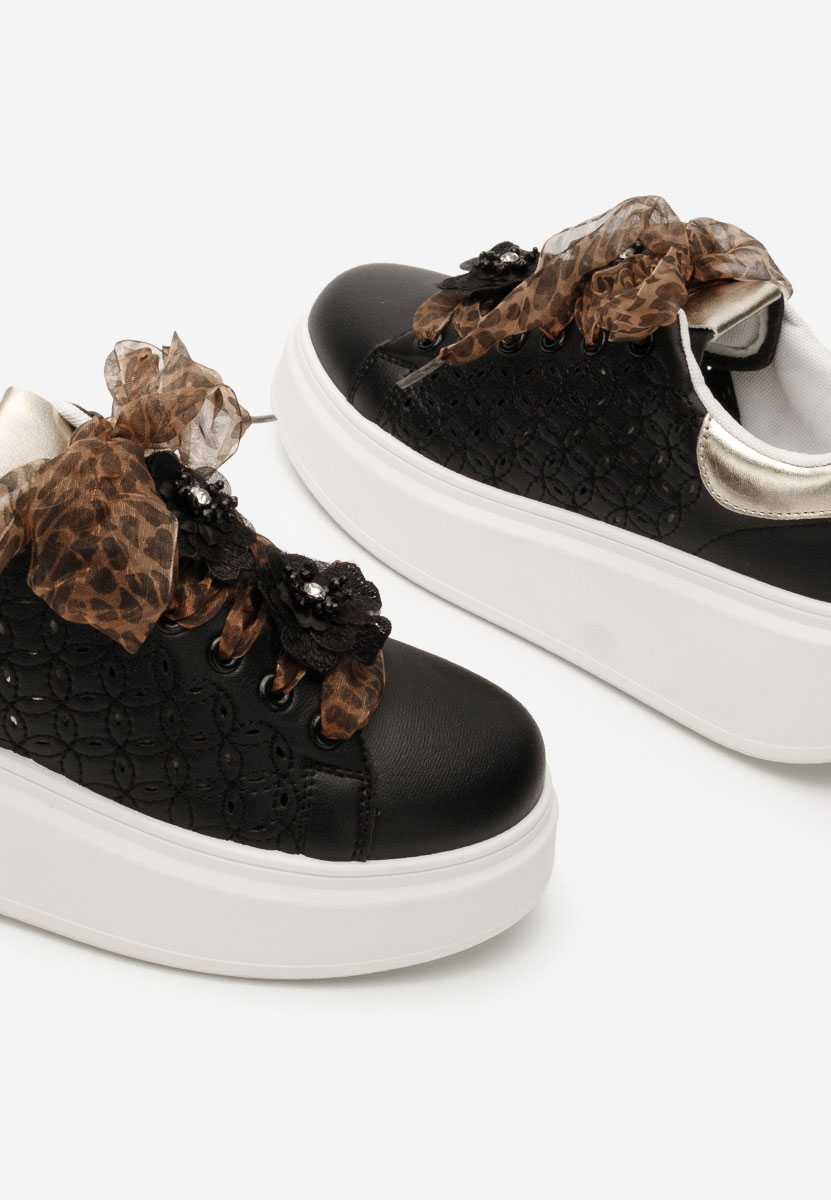 Czarne sneakersy na platformie Lera
