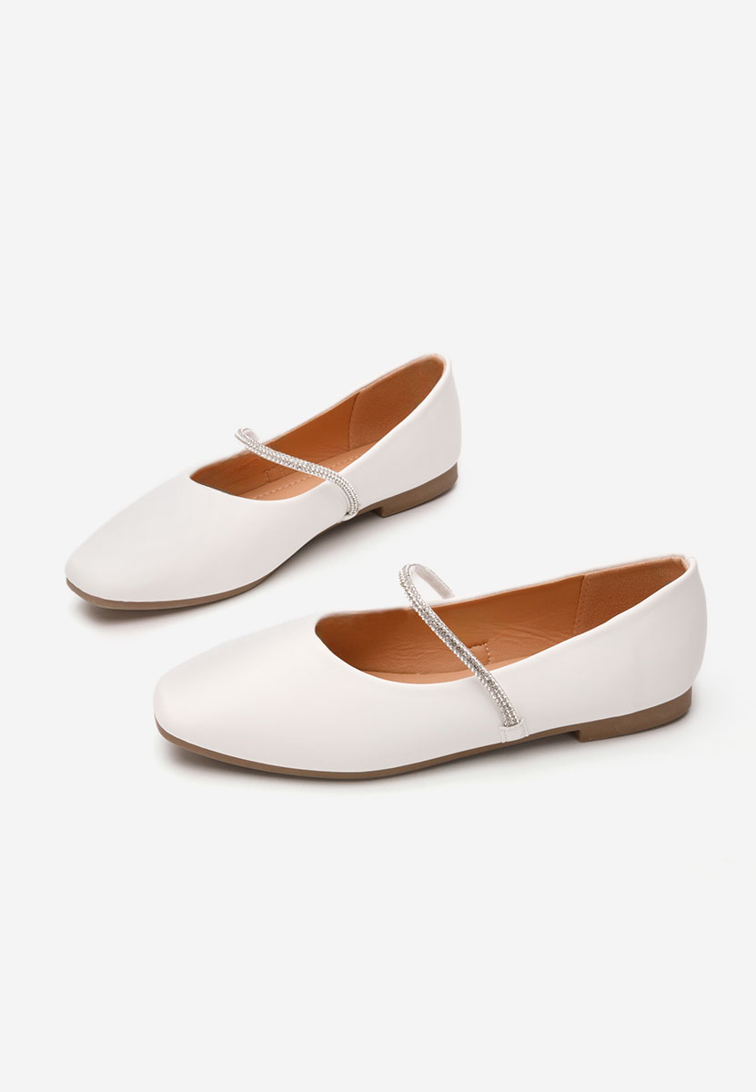 Białe eleganckie baleriny Aglaia