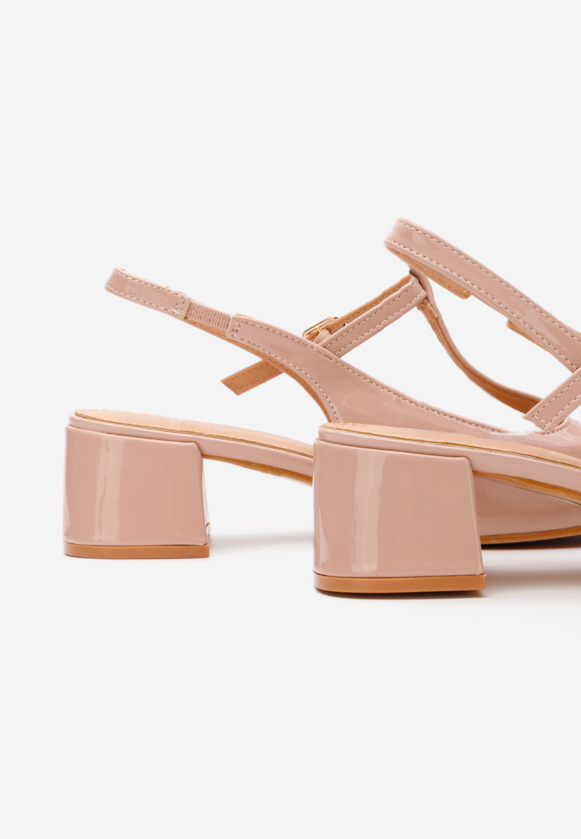 Beżowe czółenka na słupku Beatrina